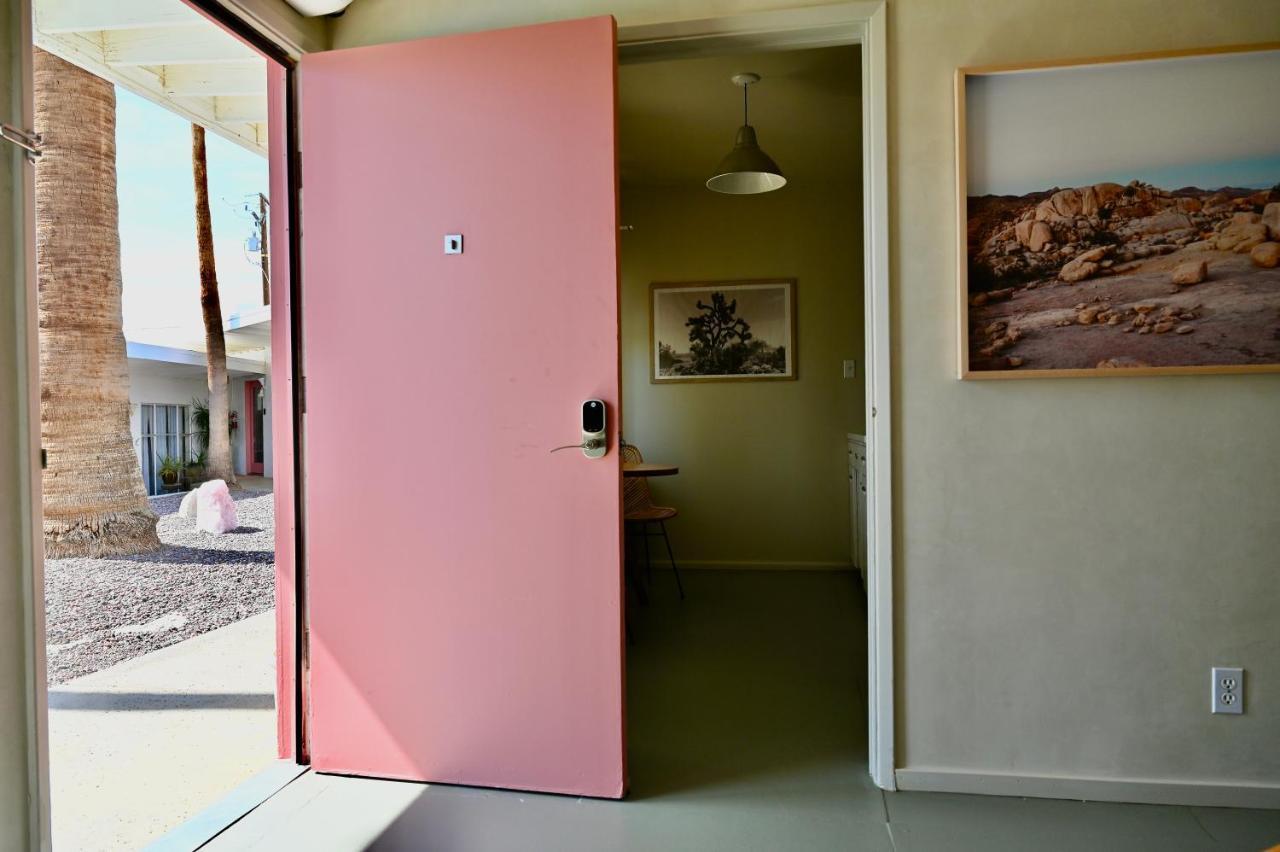 Miracle Manor Boutique Hotel & Spa Desert Hot Springs Exterior foto